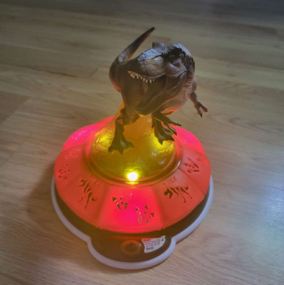 Jurassic World Lamp